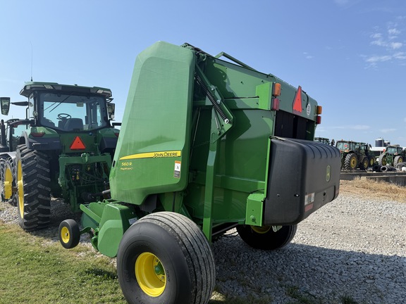 Photo of 2022 John Deere 560R
