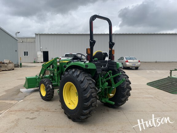 Photo of 2026 John Deere 4052R