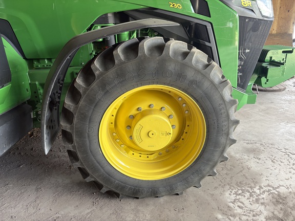 2024 John Deere 8R 230 - Photo8