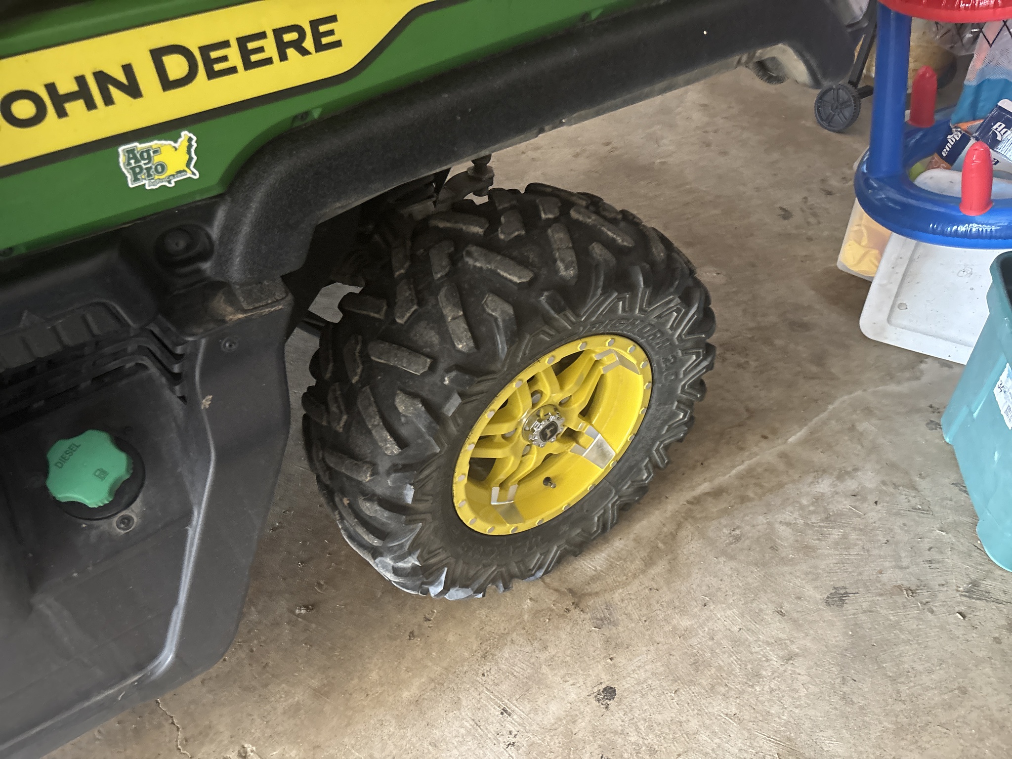 Used 2022 John Deere XUV 865M ATVs & Gators at Koenig Equipment in Germantown, OH - PhotoXL11