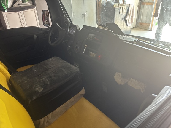 Used 2022 John Deere XUV 865M ATVs & Gators at Koenig Equipment in Germantown, OH - Photo14