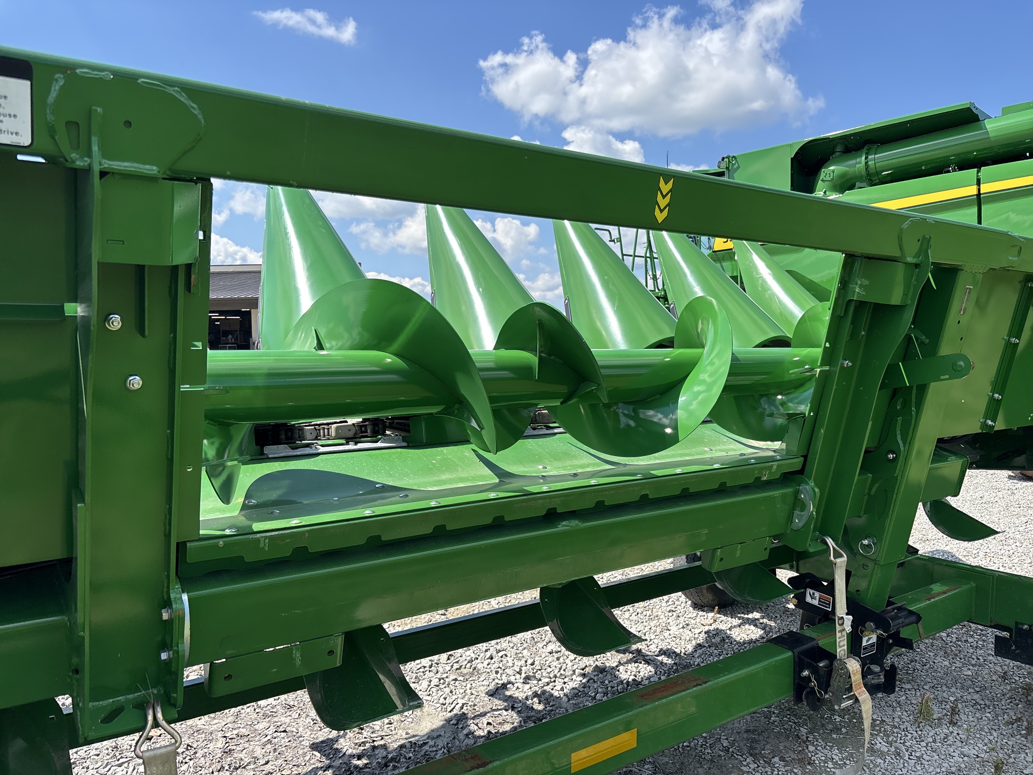 Used 2026 John Deere CR 8 Corn and Row Crop headers at Koenig Equipment in Urbana, OH - PhotoXL8