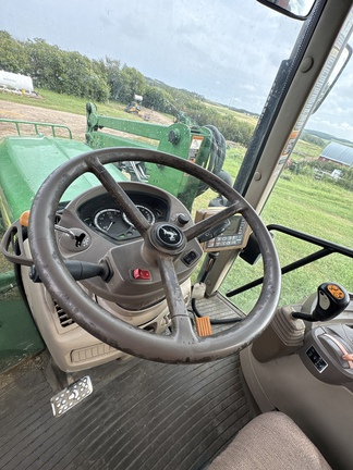 Used 2011 John Deere 7330 Row Crop Tractors at Horizon Ag & Turf in Lloydminster, AB - Photo3