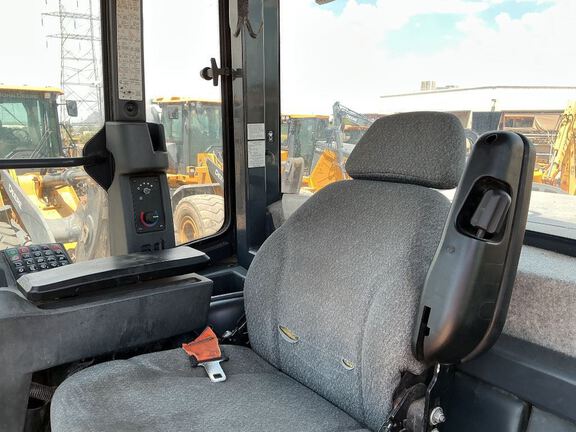 2019 John Deere 644K