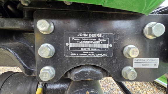 Photo of 2025 John Deere 2025R