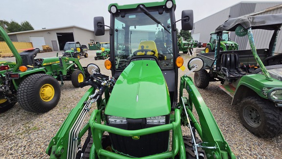 Photo of 2025 John Deere 2025R