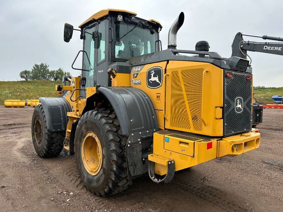 2025 John Deere 544P