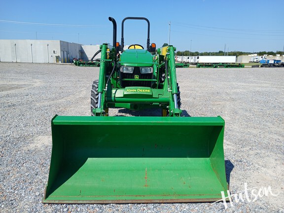 Photo of 2024 John Deere 5060E