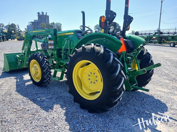 Photo of 2024 John Deere 5060E