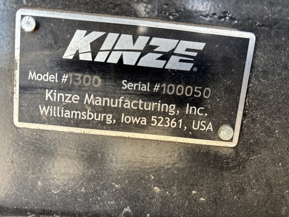 Used 2013 Kinze 1300 Grain Carts at Koenig Equipment in Anna, OH - Photo2