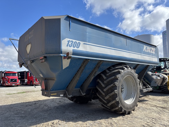 Used 2013 Kinze 1300 Grain Carts at Koenig Equipment in Anna, OH - Photo7