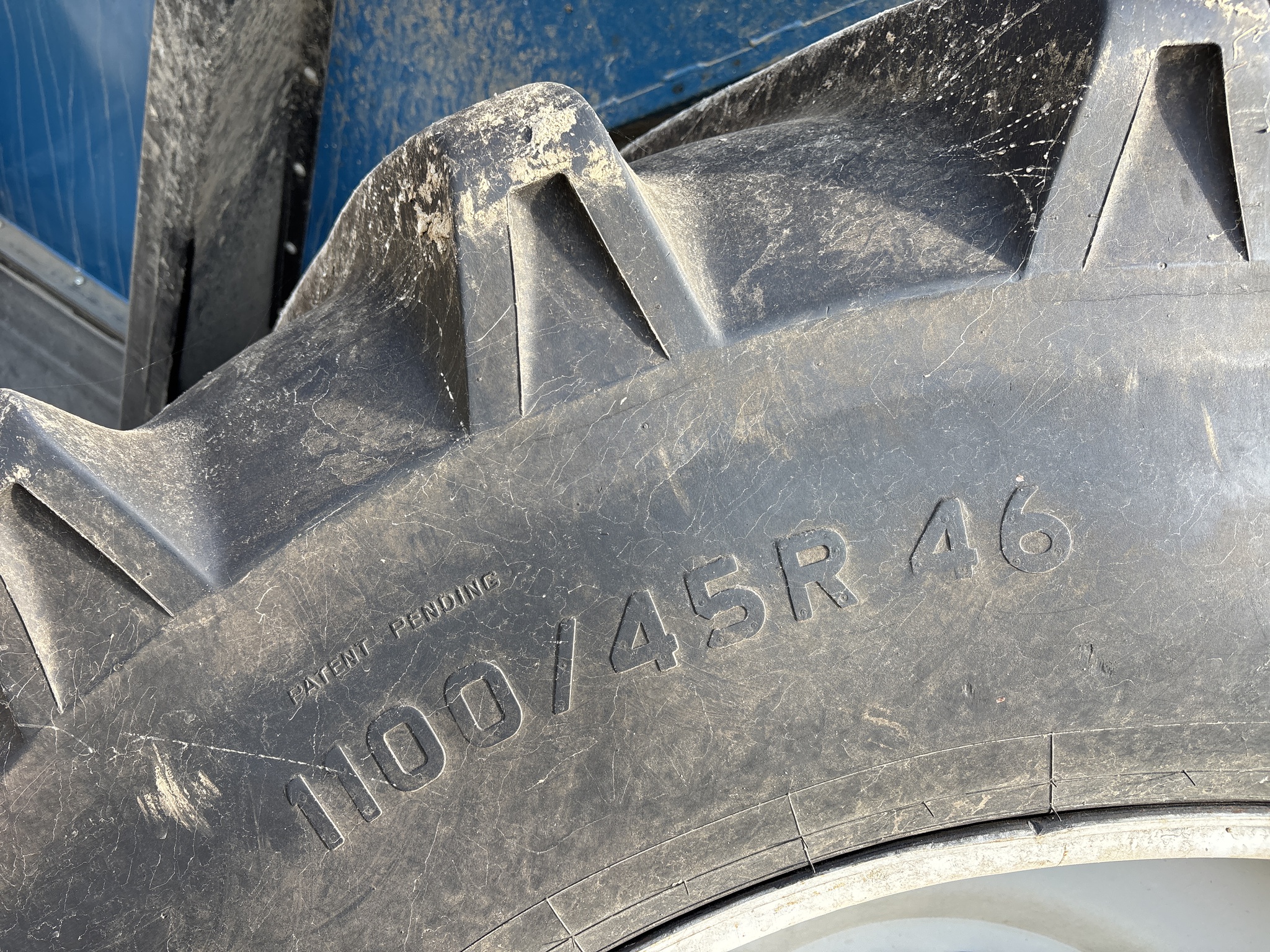 Used 2013 Kinze 1300 Grain Carts at Koenig Equipment in Anna, OH - PhotoXL10