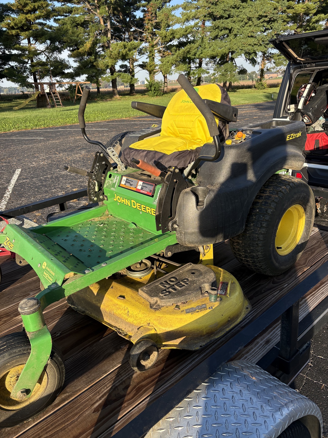 Used 2008 John Deere Z425 Zero Turn Mowers at Koenig Equipment in Franklin, IN - PhotoXL0