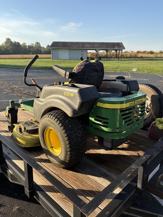 Used 2008 John Deere Z425 Zero Turn Mowers at Koenig Equipment in Franklin, IN - Photo1