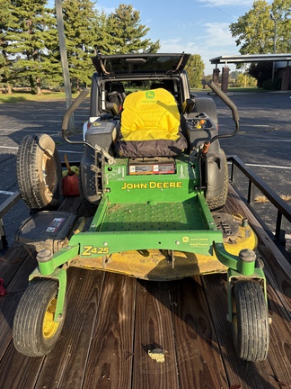 Used 2008 John Deere Z425 Zero Turn Mowers at Koenig Equipment in Franklin, IN - Photo4