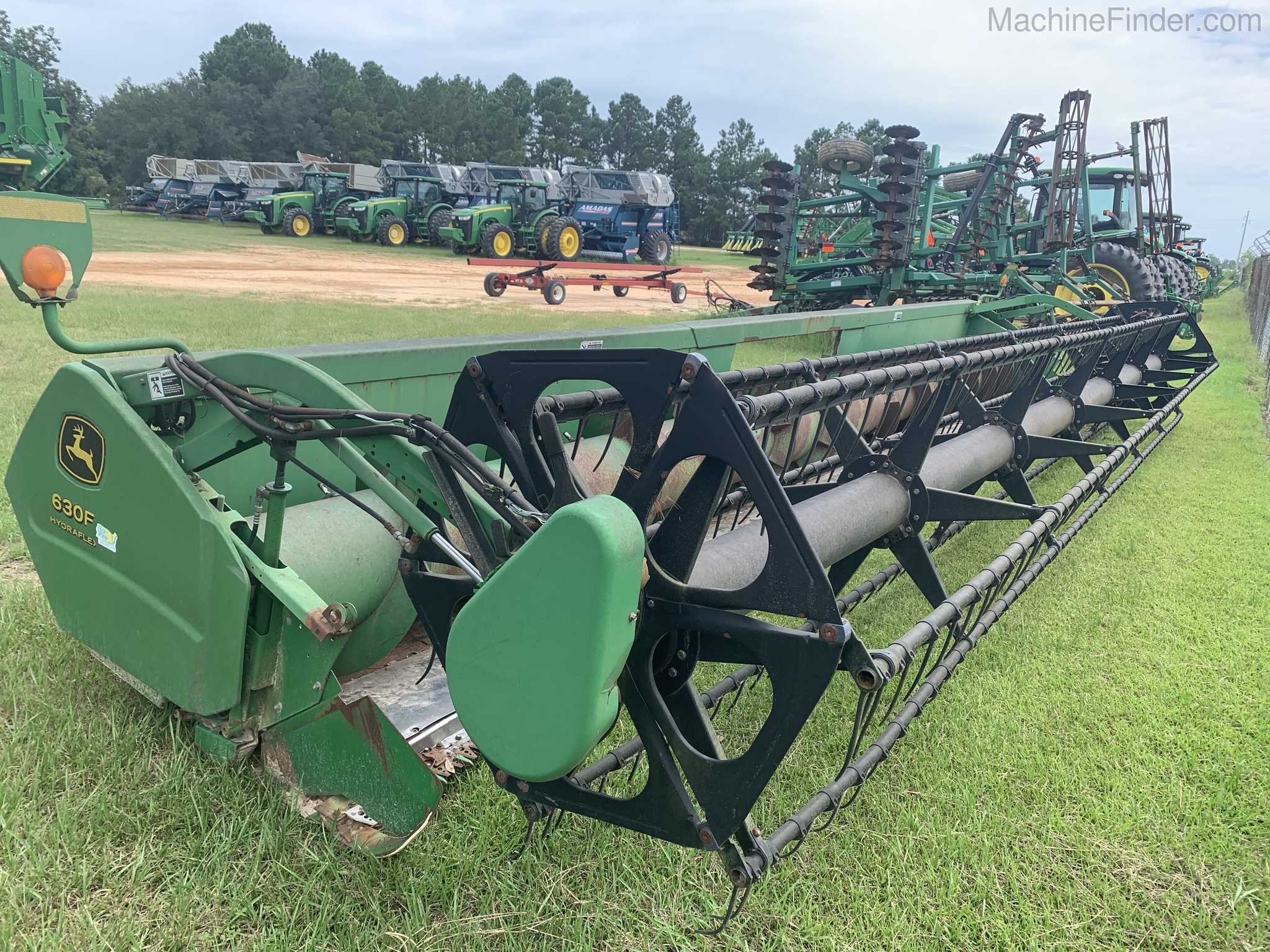 2004 John Deere 630F Image 1