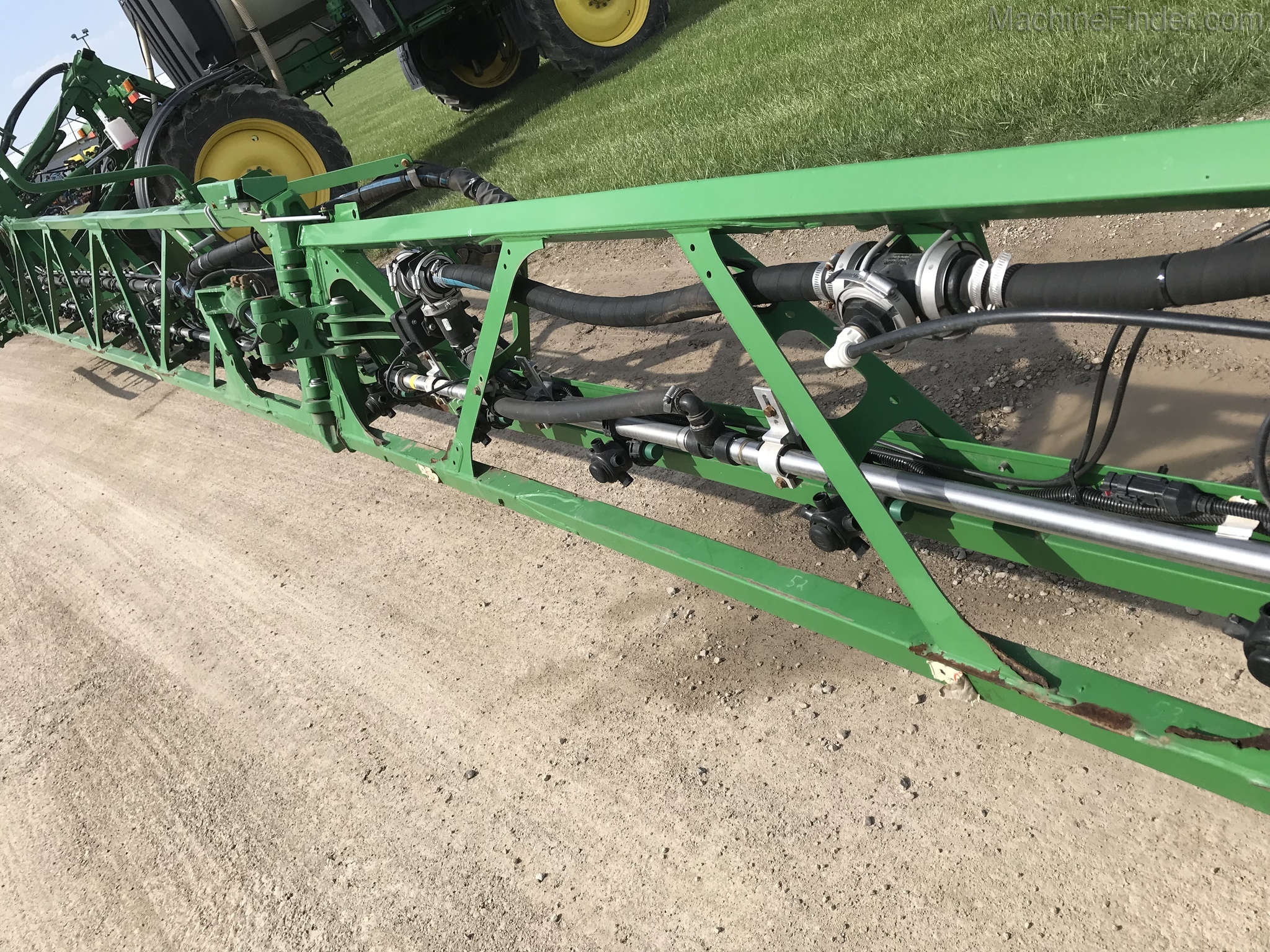 2015 John Deere R4038 Image 17