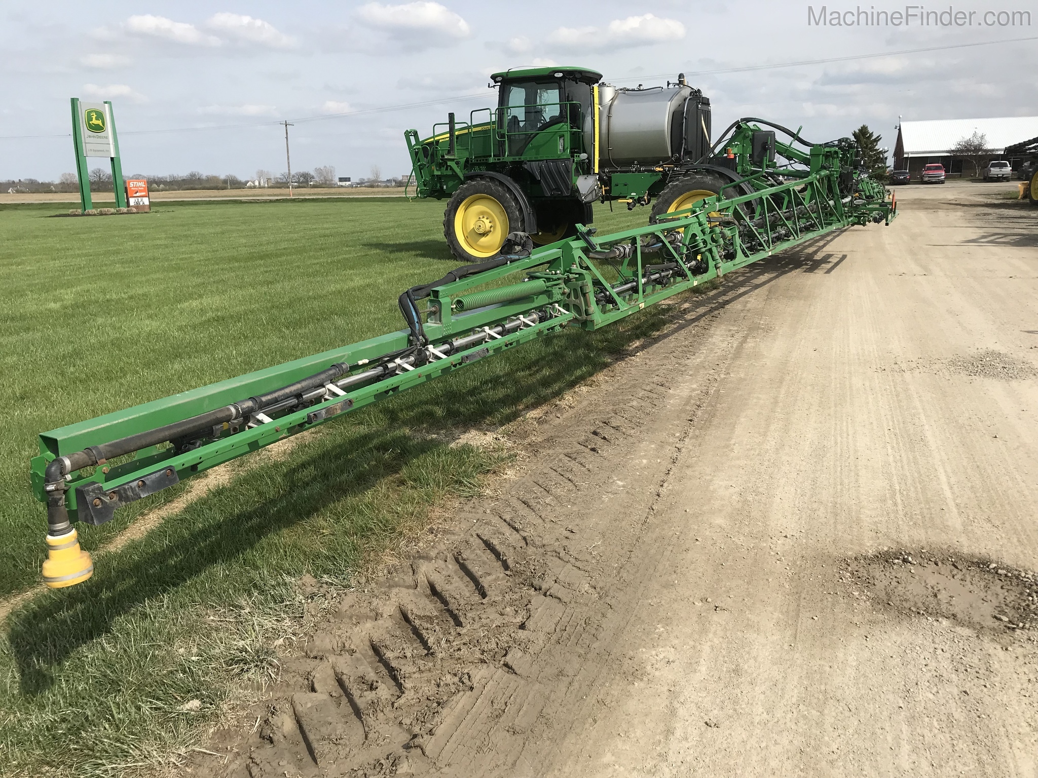 2015 John Deere R4038 Image 23