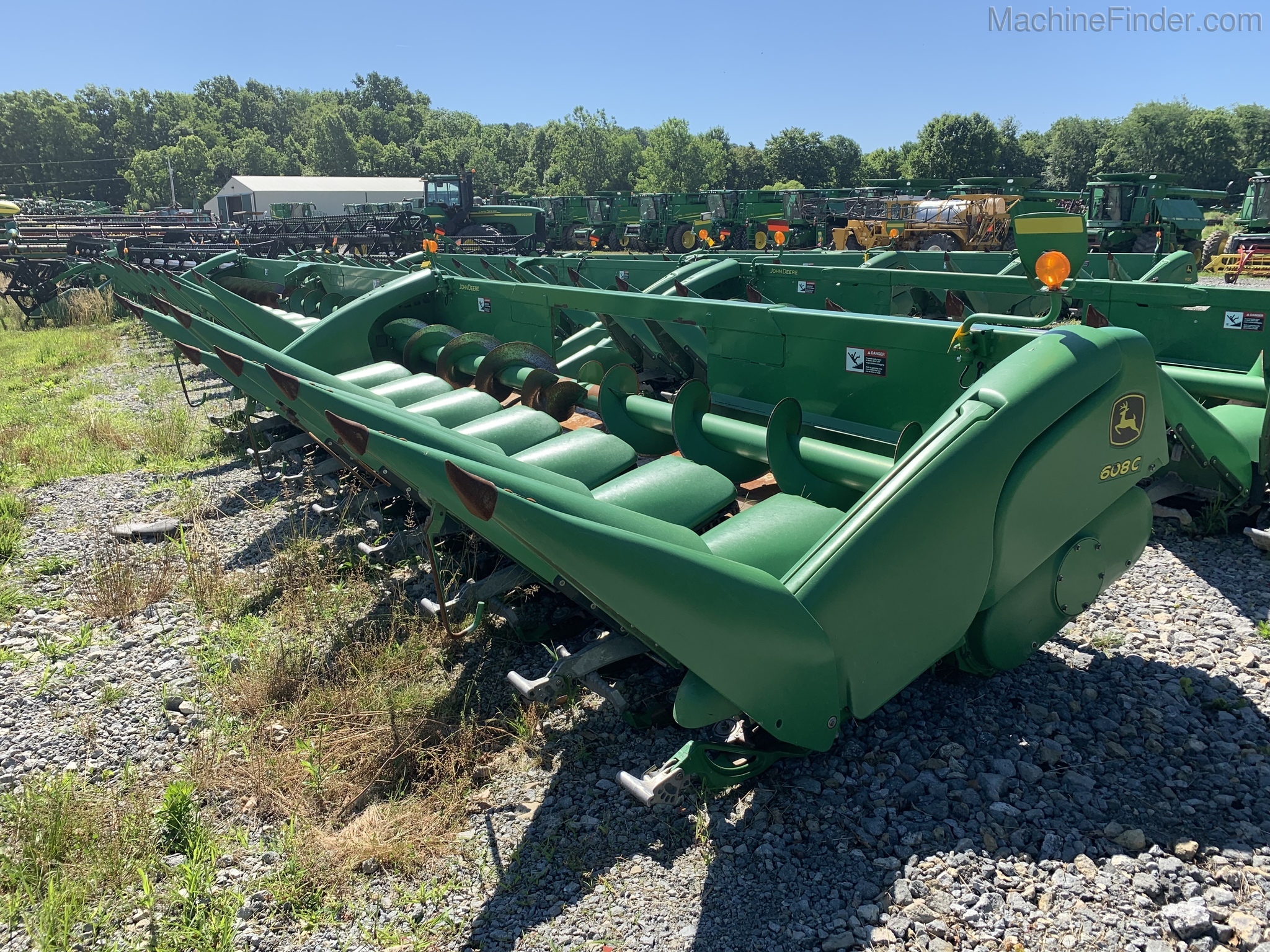 2011 John Deere 608C Image 1