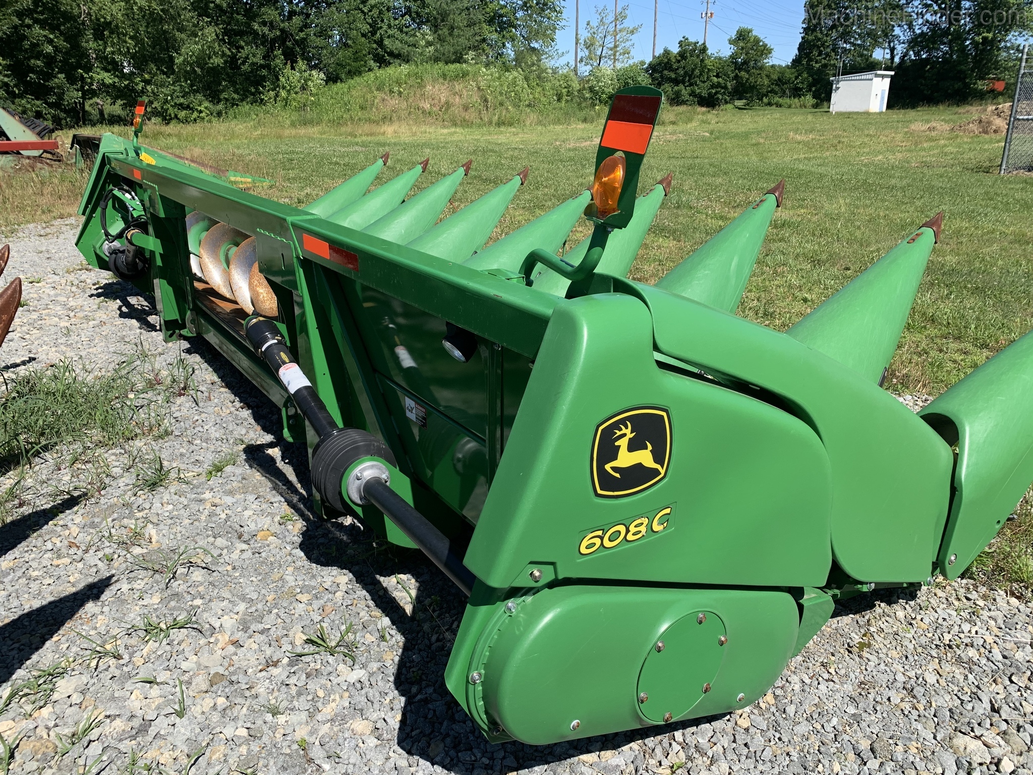 2011 John Deere 608C Image 5