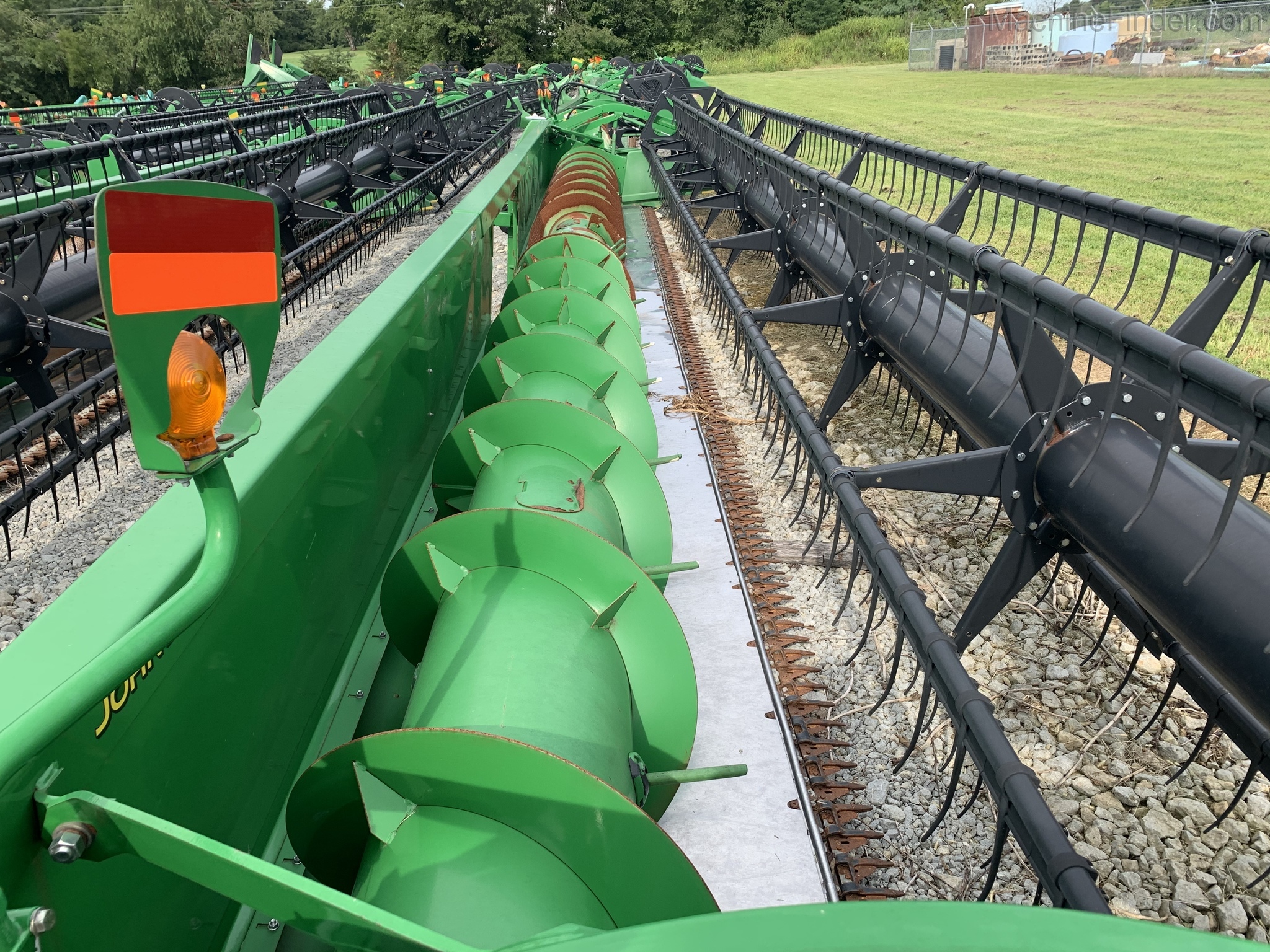 2012 John Deere 635F Image 5