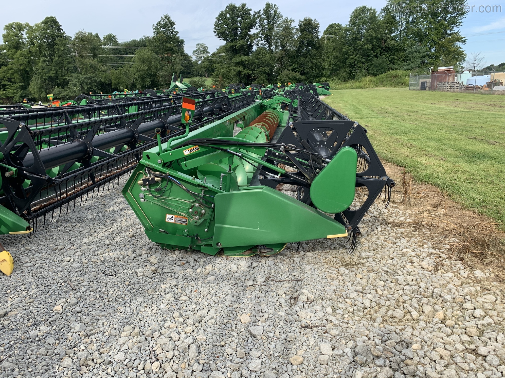2012 John Deere 635F Image 7