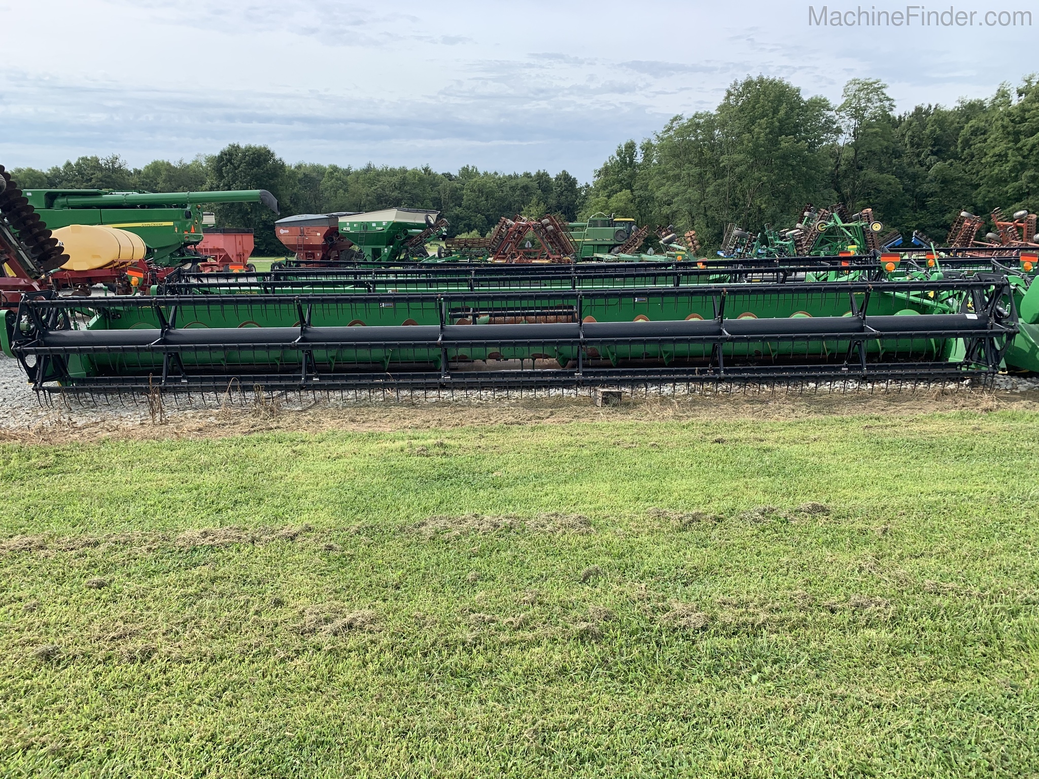 2012 John Deere 635F Image 1