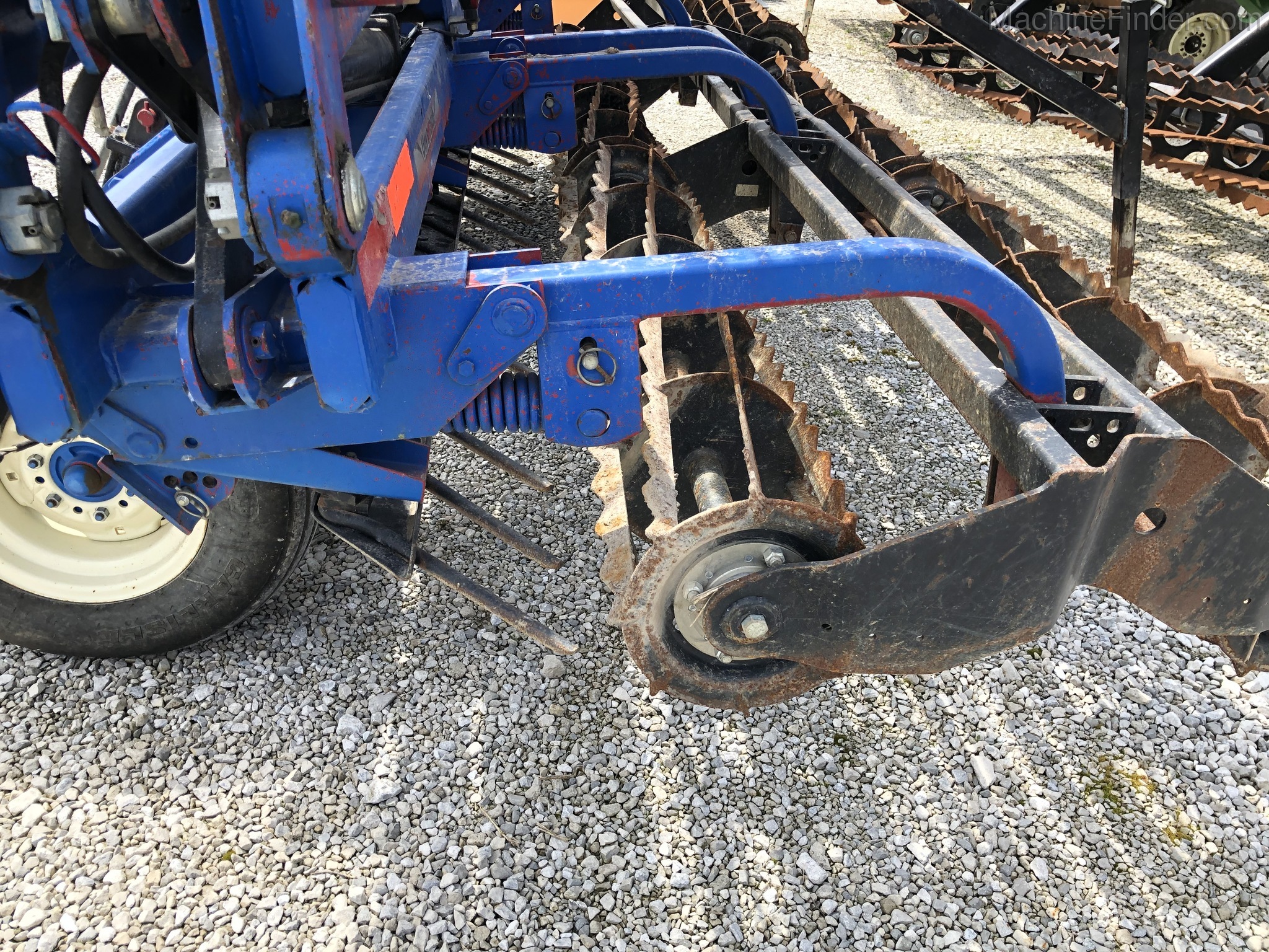 2012 Unverferth 1225-35 Image 5