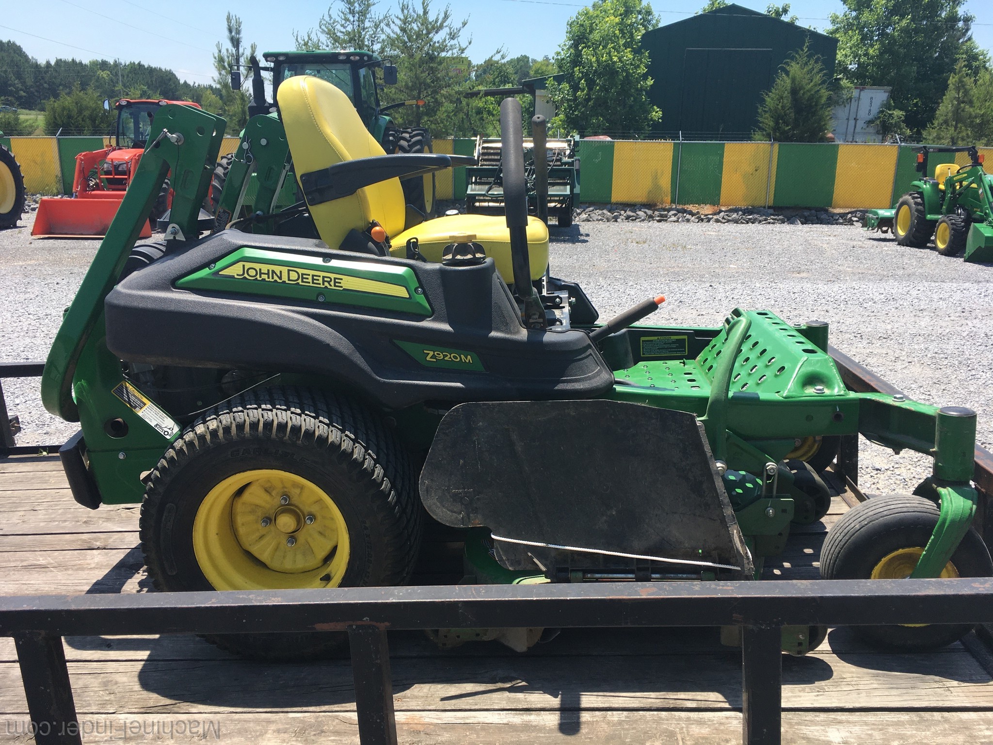 2016 John Deere Z920M Image 2