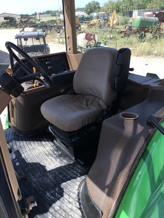 2003 John Deere 7820 Image 11
