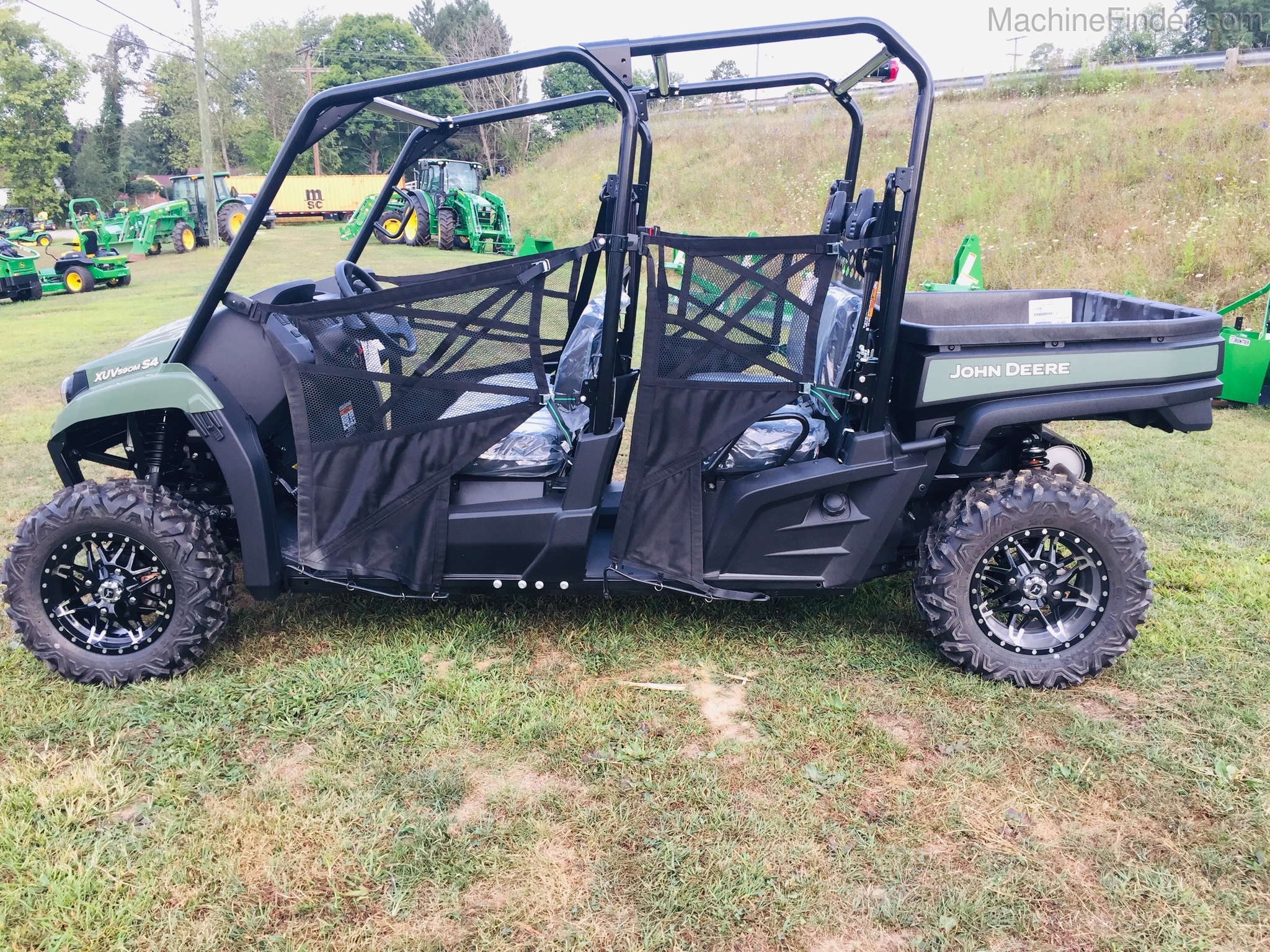 2021 John Deere 590MS4 Image 2