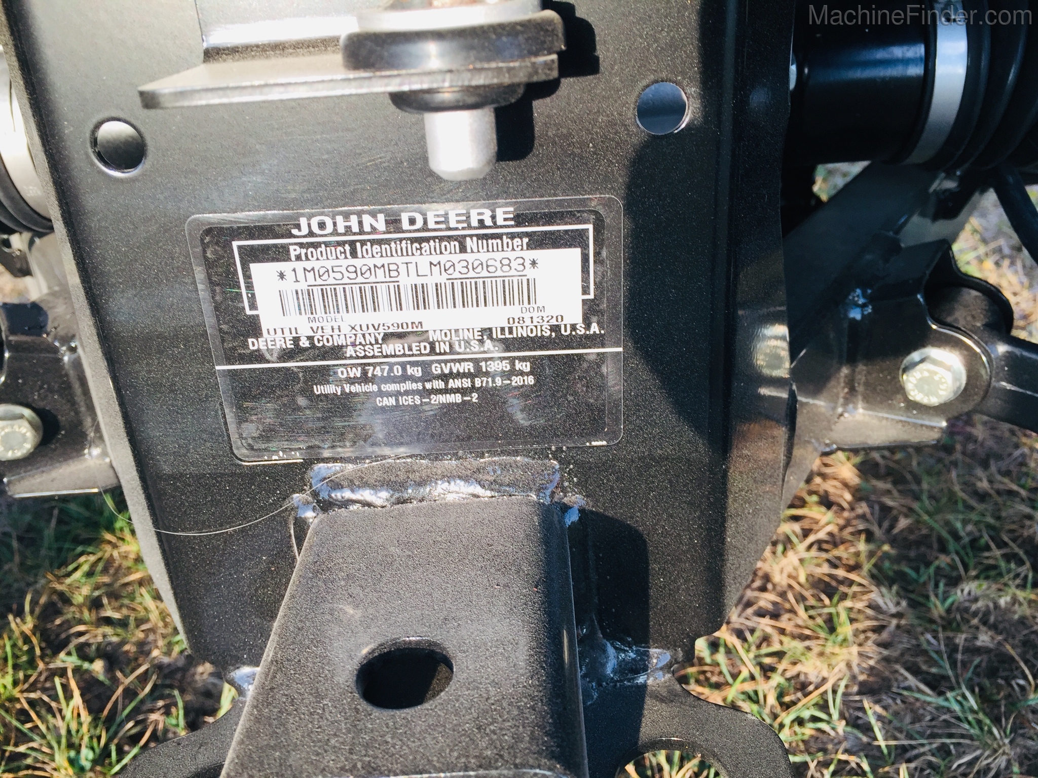 2021 John Deere 590MS4 Image 12