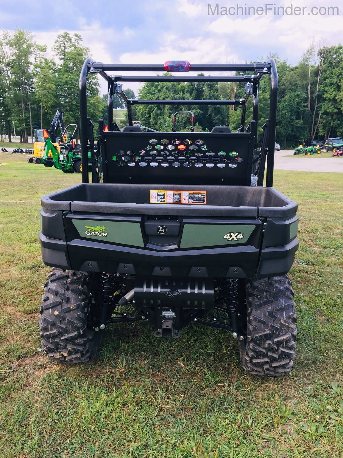 2021 John Deere 590MS4 Image 4