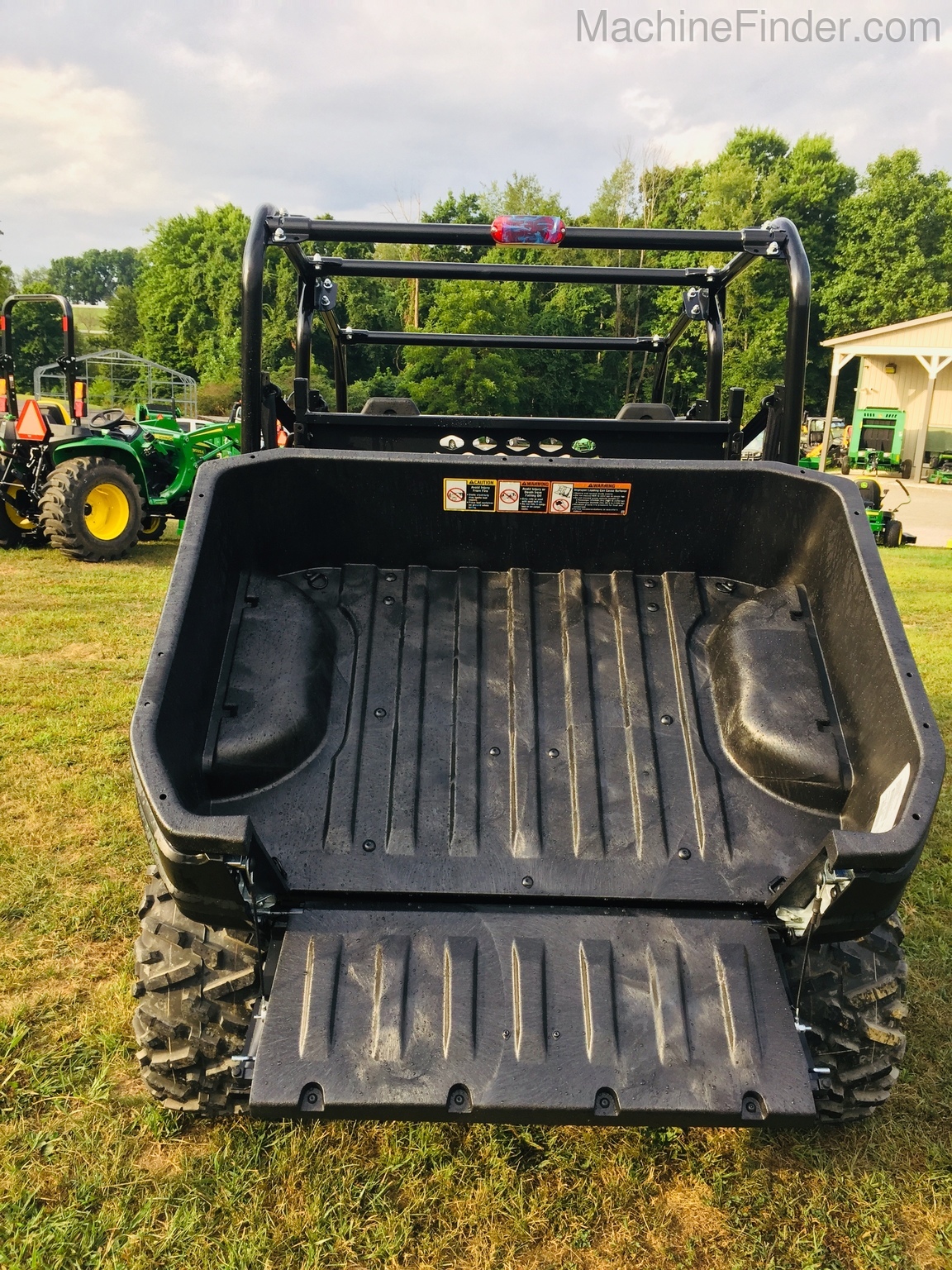 2021 John Deere 590MS4 Image 6