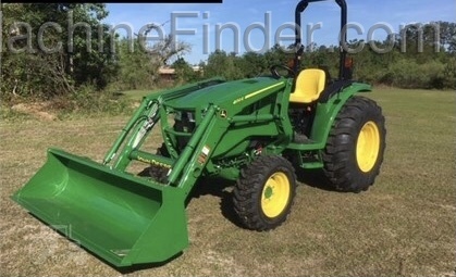 2020 John Deere 4044M Image 3