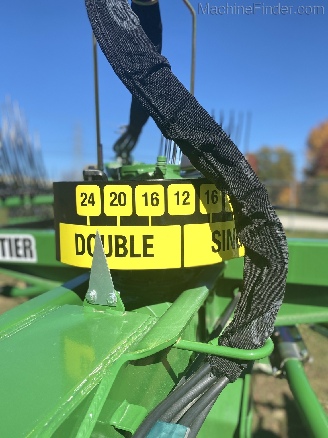 2019 Frontier RR2324 Image 5