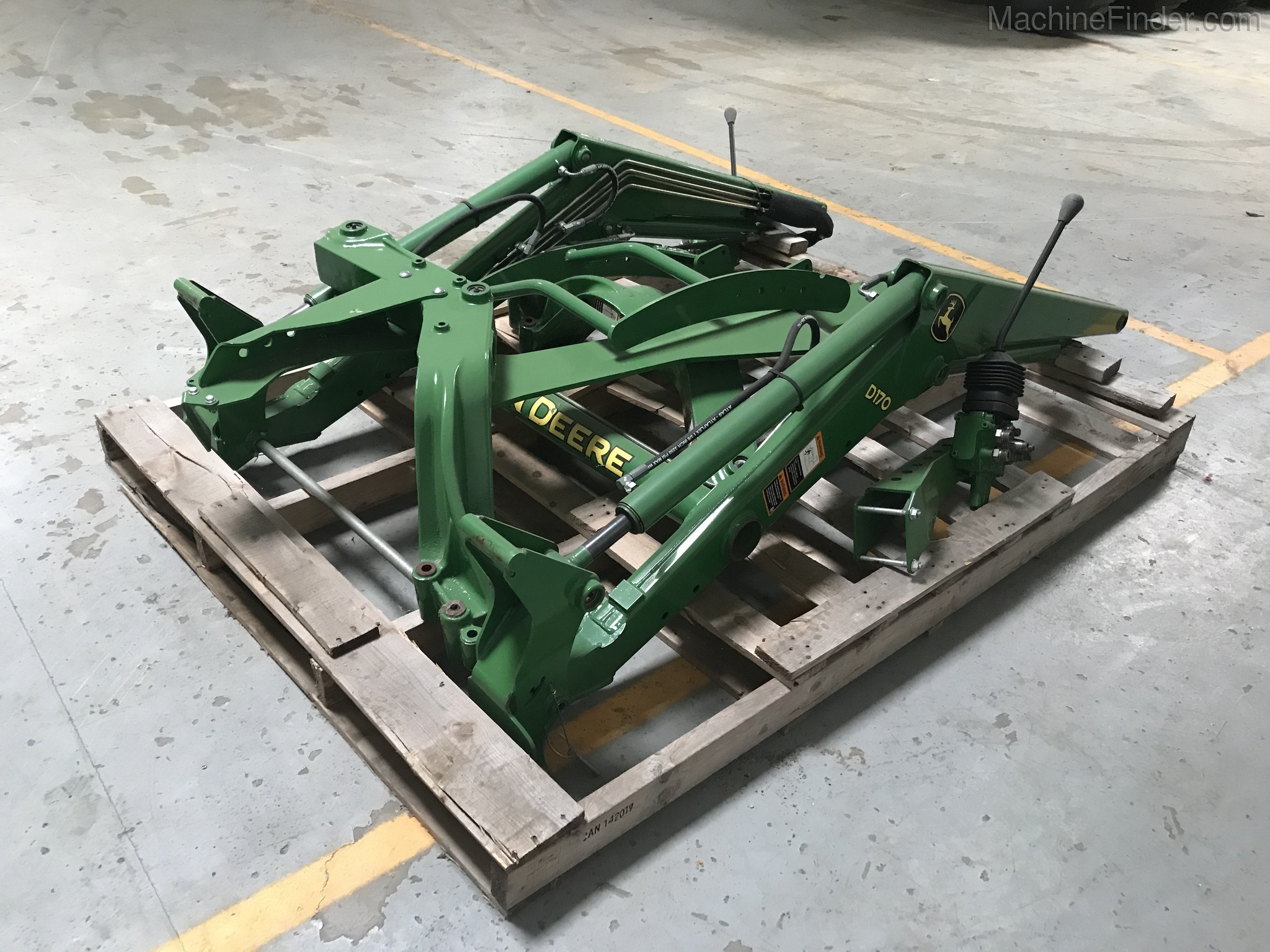John Deere D170 loader assembly Image 1