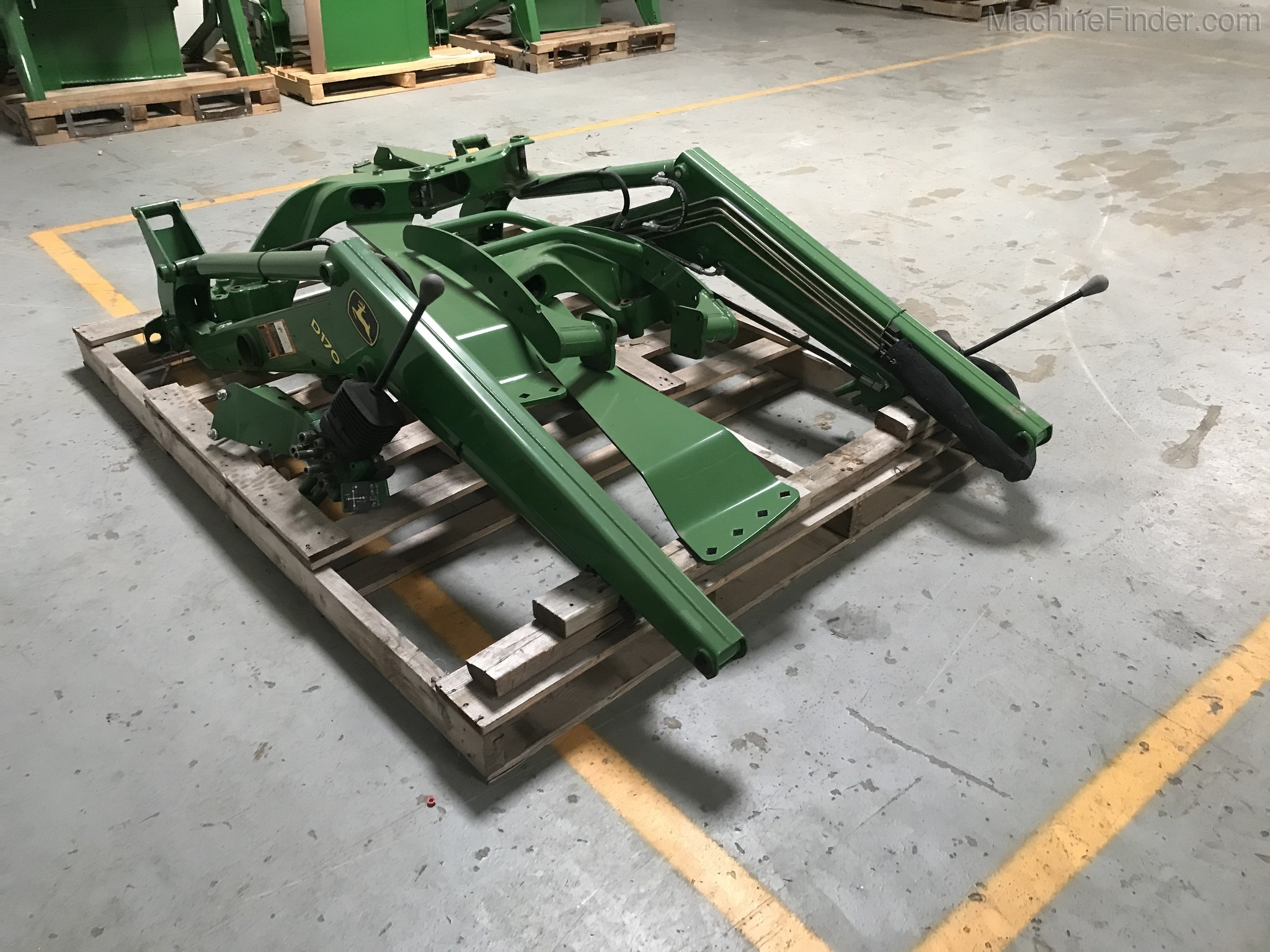 John Deere D170 loader assembly Image 3