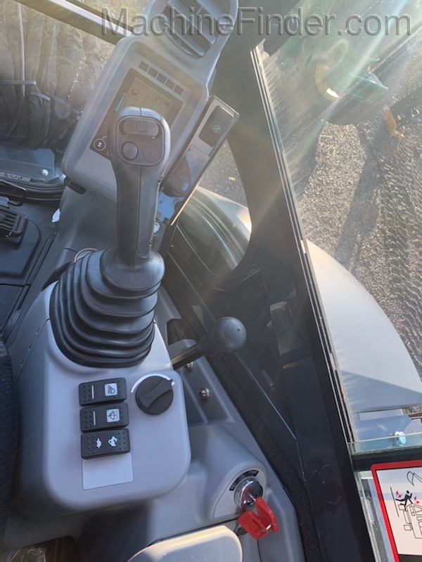 2020 John Deere 35G Image 5