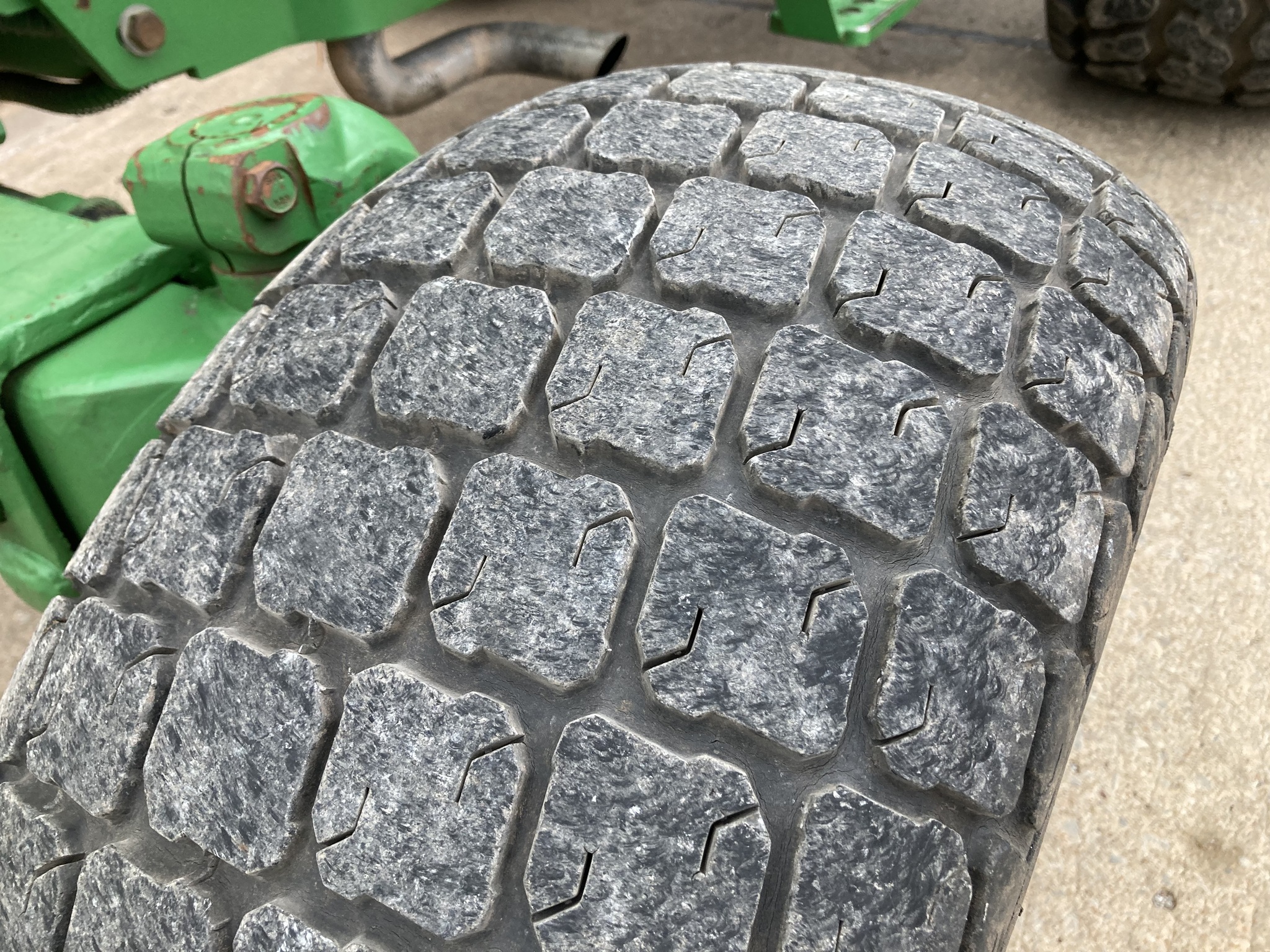 2012 John Deere 5055D Image 16