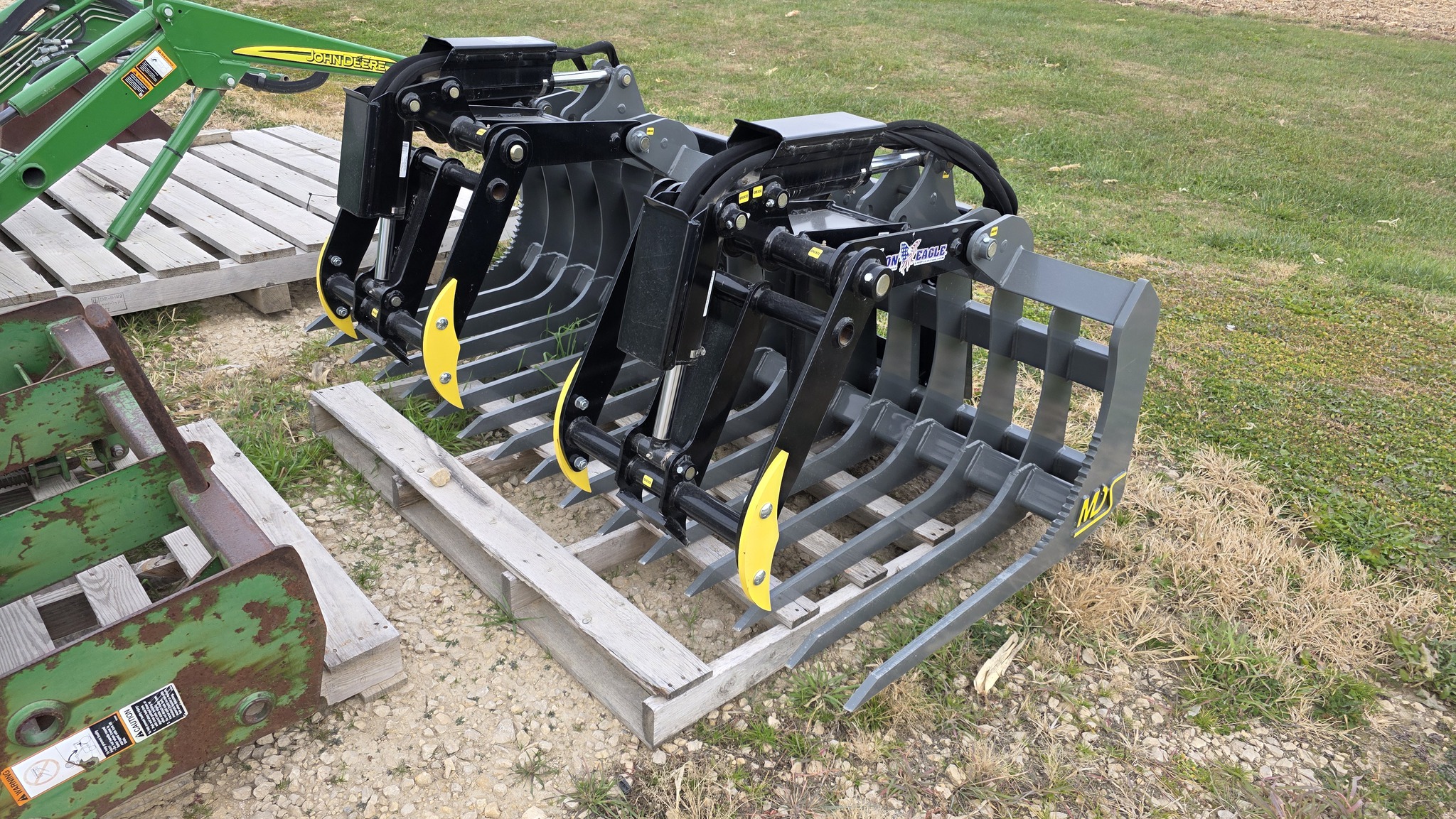 2022 MDS Iron Eagle 7' Slat Bucket Image 2