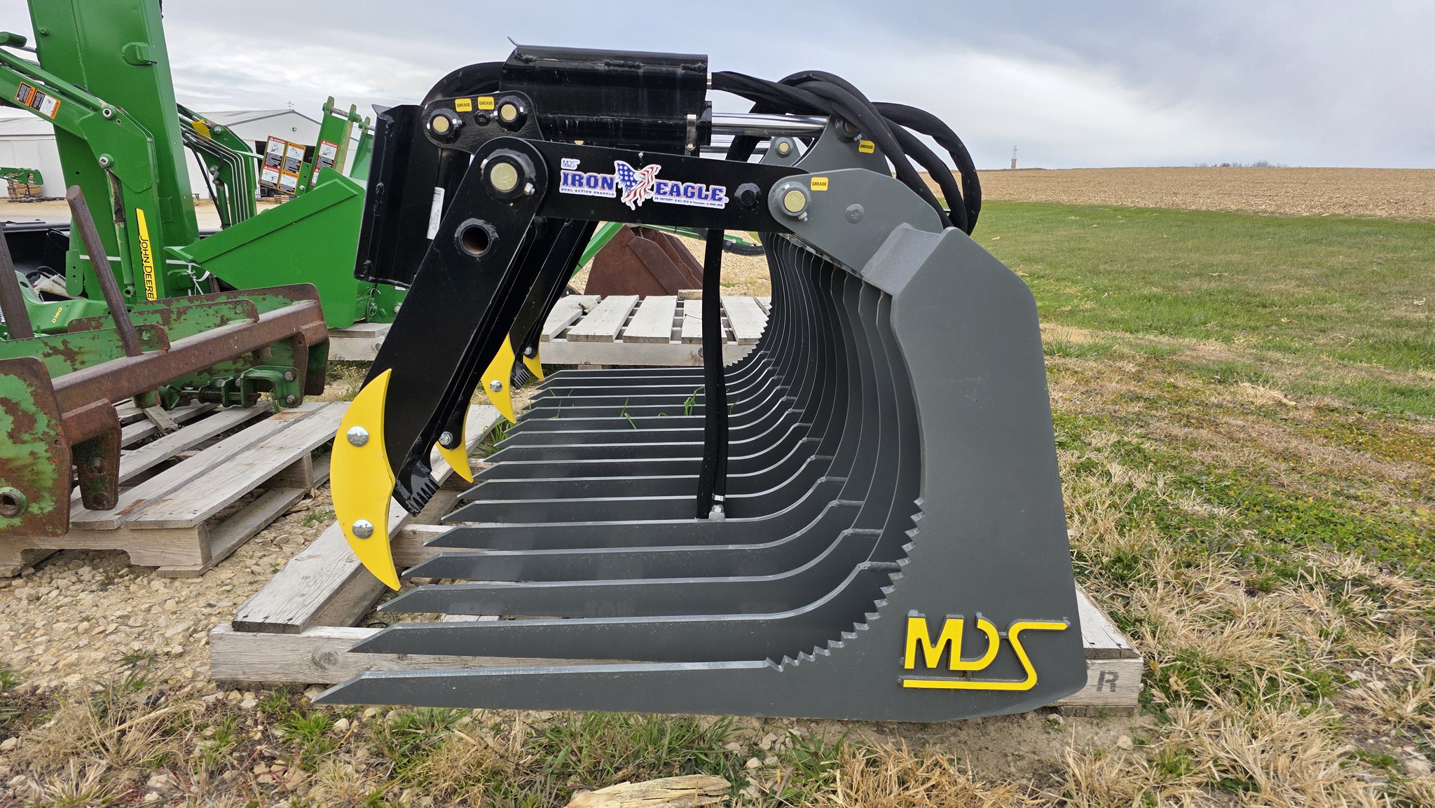 2022 MDS Iron Eagle 7' Slat Bucket Image 5