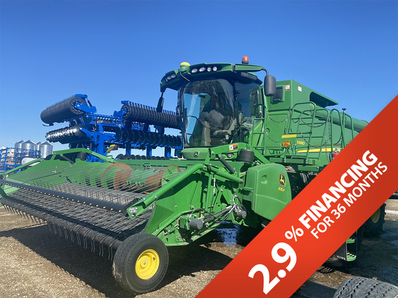 Photo of a 2015 John Deere S680