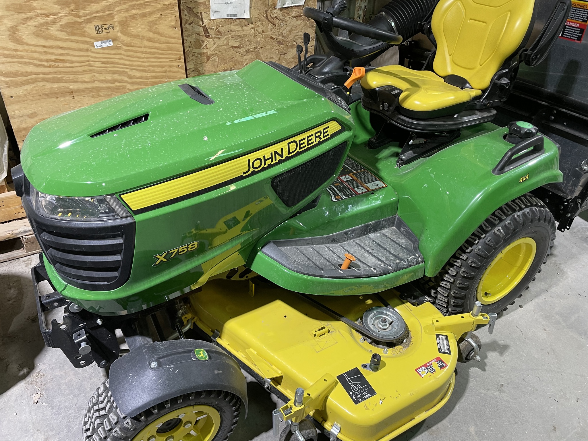 2021 John Deere X758 Lawn & Garden Tractors Lime Springs, IA