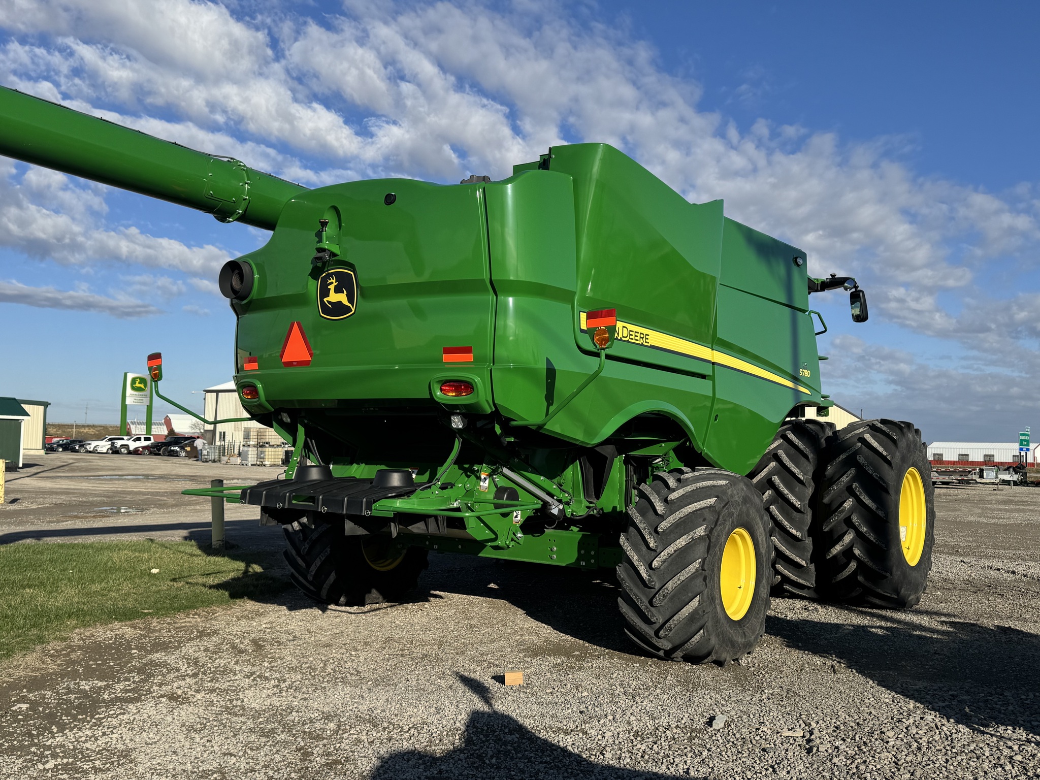 2023 John Deere S780 Image 6