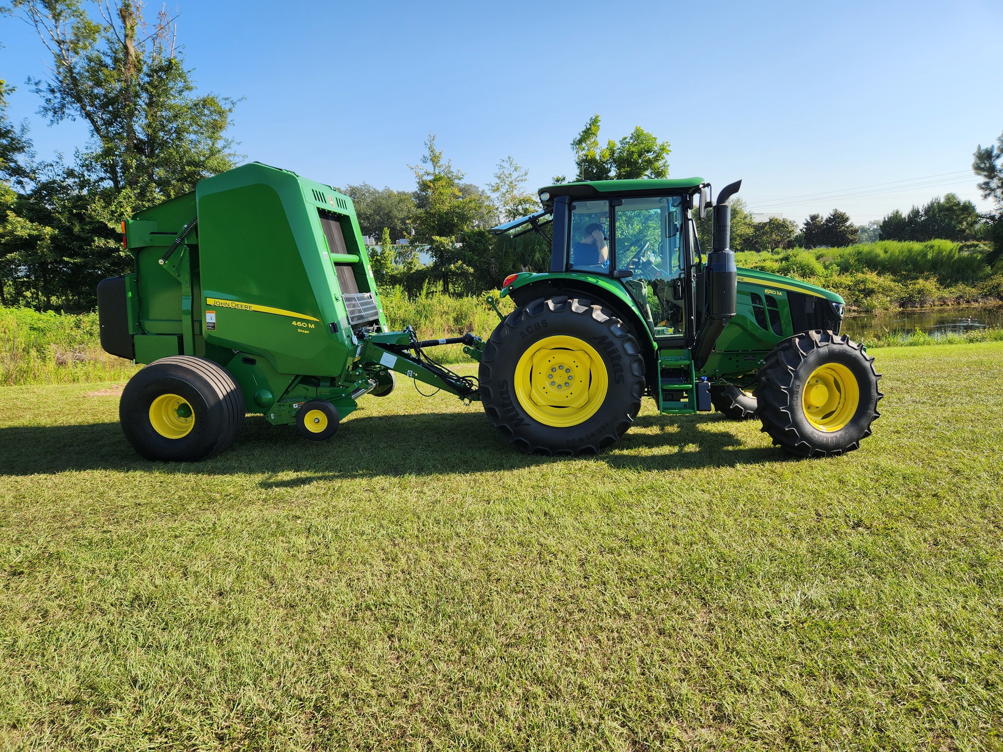 2023 John Deere 6110M Image 2