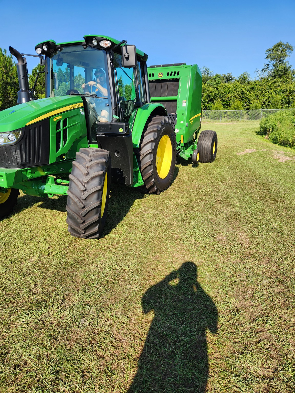 2023 John Deere 6110M Image 4