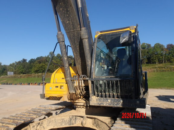 2023 John Deere 250 P-Tier