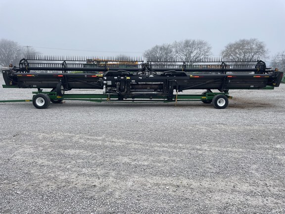 Photo of 2021 MacDon FD145