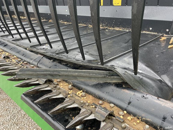 Photo of 2021 MacDon FD145